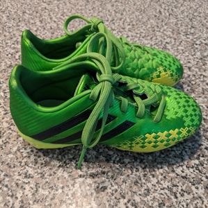 Toddler size 11 adidas soccer shoes